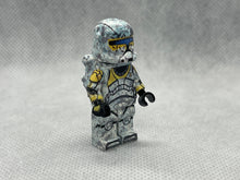 Load image into Gallery viewer, Gregor (Clone Commando)