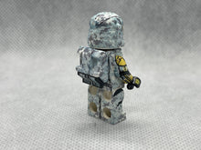 Load image into Gallery viewer, Gregor (Clone Commando)