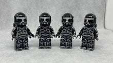 Load image into Gallery viewer, Omega Squad (Clone Commandos) - All Four Commandos included
